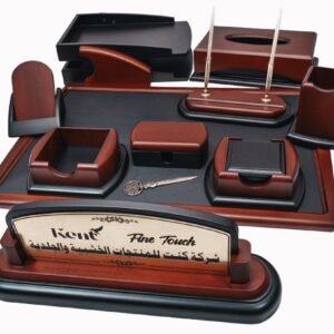 لييندا - طقم مكتب 13 قطعة (بني) مع حامل اسم/نيم تاج